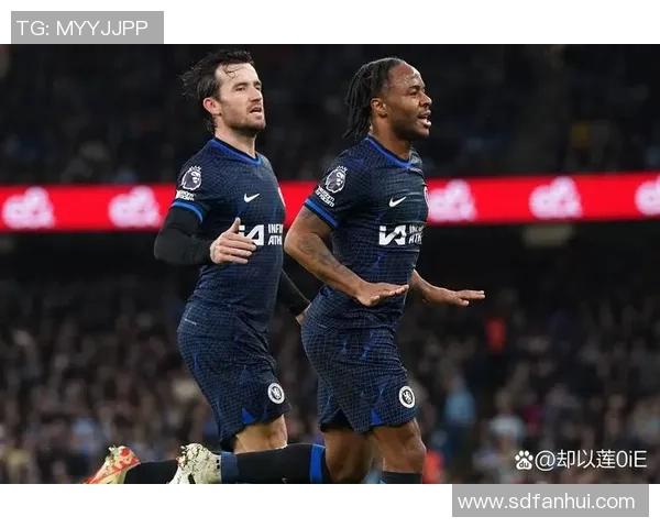 英超激战波尔图以3比0战胜皇马乌龙球引发全场狂欢点评